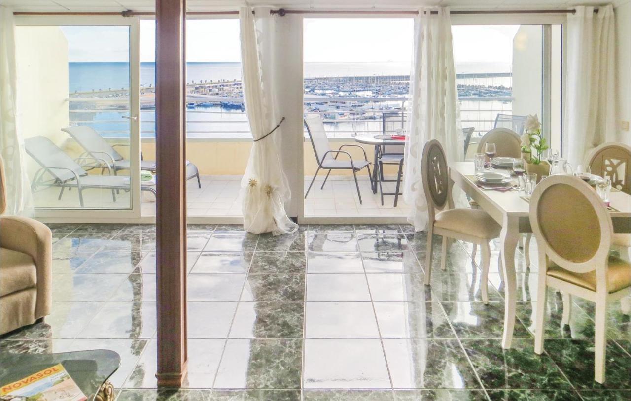 2 Bedroom Stunning Apartment In Torrevieja Exterior foto